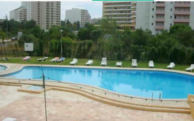 Apartment With one Bedroom in Portimão, With Wonderful City View and Enclosed Garden - 350 m From the Beach