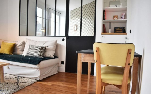 Stylish and Modern Apartment in Le Marais