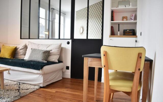Stylish and Modern Apartment in Le Marais
