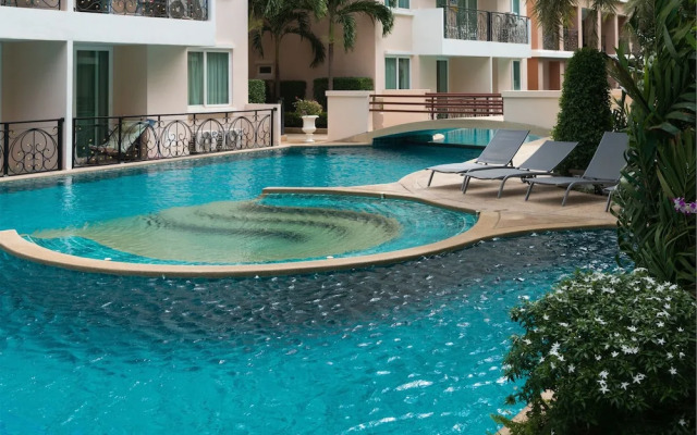 Paradise Park Jomtien by PSR ASIA