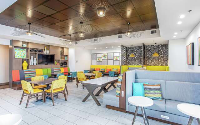 Hampton Inn Pensacola Beach