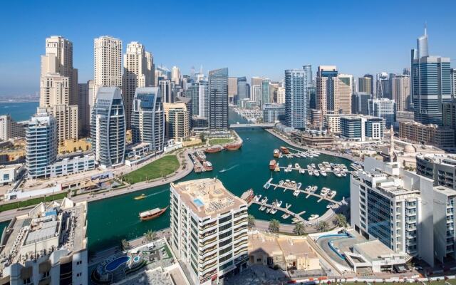 Spectacular Studio Apartment in Dubai Marina