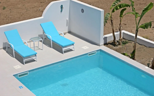 Xenos Villa 5 With a Private Pool Near the sea