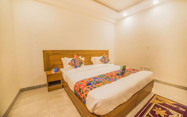 FabHotel NStay 32