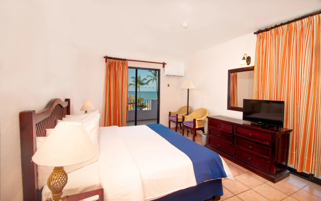 Royal Decameron Complex
