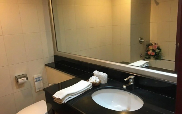 Hadyai Golden Crown Hotel