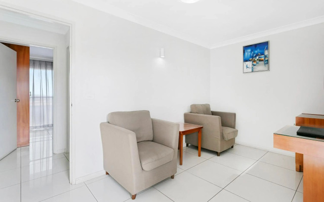 Comfort Inn & Suites Burwood