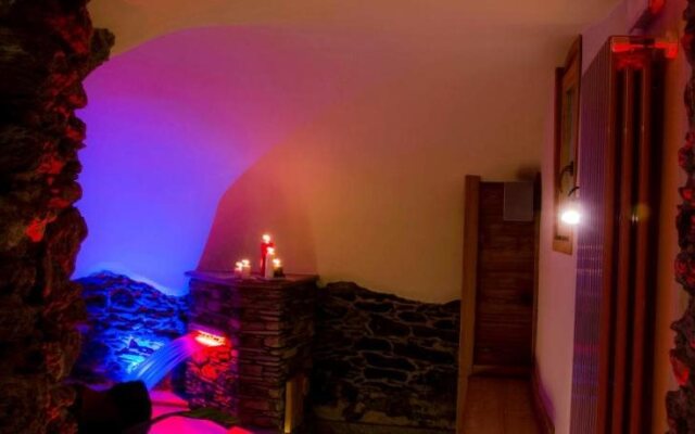 Le Petit Fenestrelle