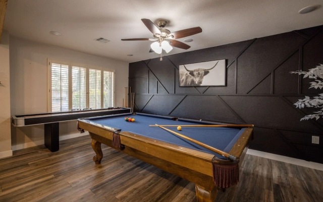 Scottsdale Osborn 3 Bedroom Home by RedAwning