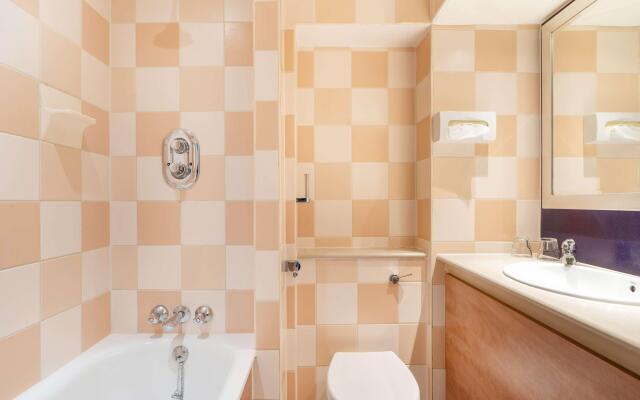 Mercure Maidstone Great Danes Hotel