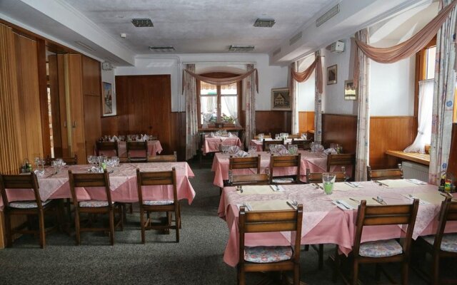 Hotel Adler