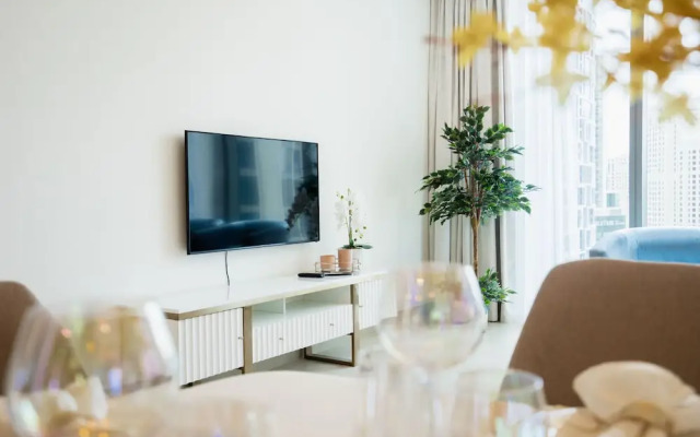 Nasma Luxury Stays - 52 42 Tower  1