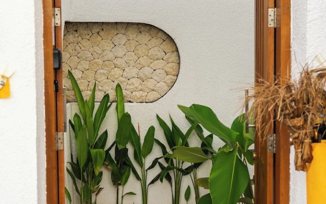 Tropical 2BR Private Villa, 6min Pererenan Beach