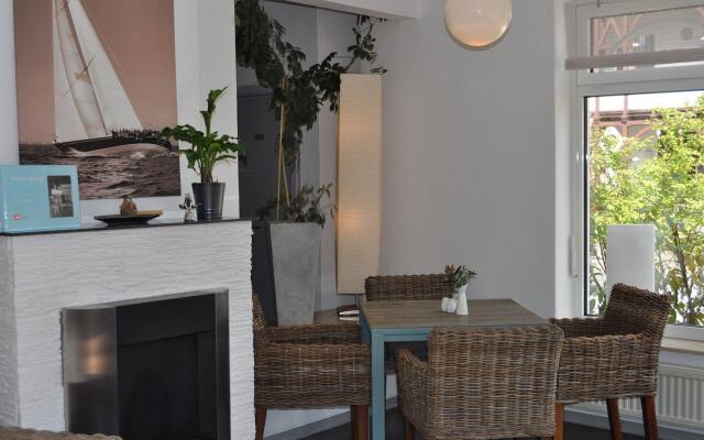 Hotel Eden