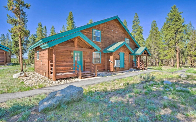 6 Mi to Turquoise Lake: Retreat w/ Covered Deck!