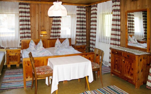 Bauernhaus Schusterh usl Schwendau