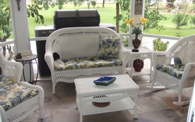 Honey Farm Bed & Breakfast