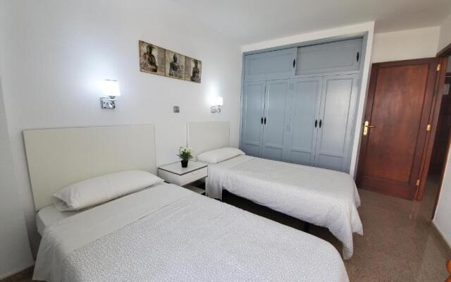 VIVIENDA VACACIONAL-Las Camelias Apartments #E05