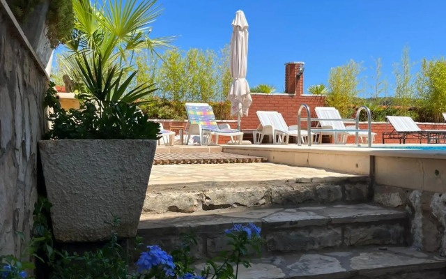 Studio apartment Gorana