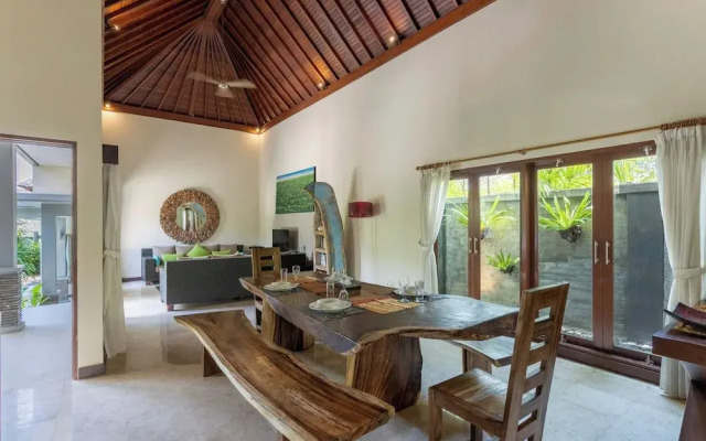 Senang Villa by Betterplace
