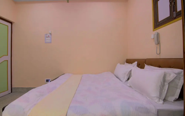 OYO 13152 Bosu Dhara Lodge