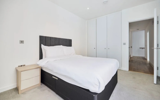 The Greenwich Balcony Home