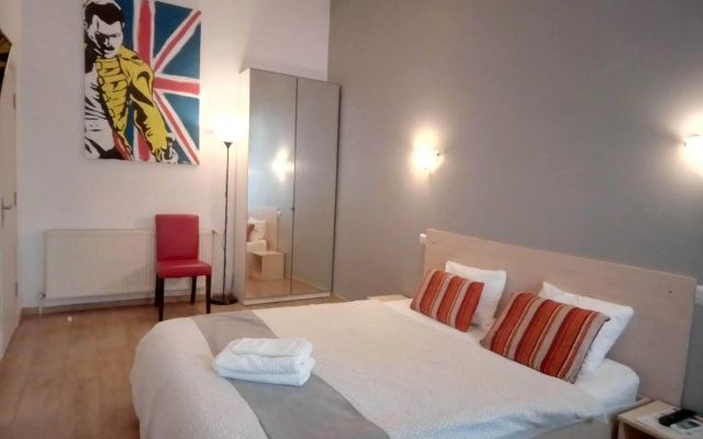 Central Guesthouse Bucharest - Adults Only