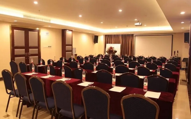 GreenTree Inn Guangdong Guangzhou Baiyun Avenue Yongping Business Hotel