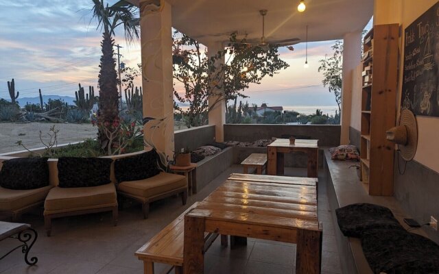 La Ventana Hostel and Hotel