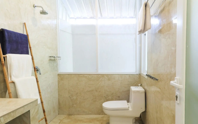 Margarita Surf Hostel Canggu