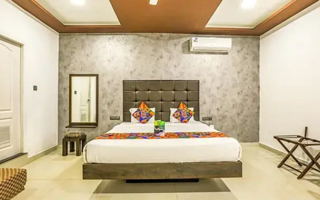 Fabhotel Moon Roof Resort