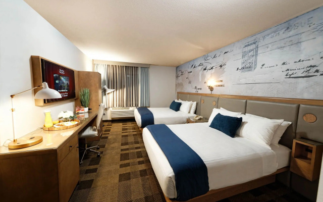 Silver Sevens Hotel & Casino