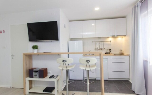 Beti Comfort - 300m From Beach - A1