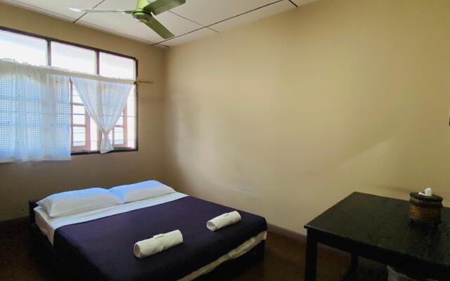 Nan Guesthouse