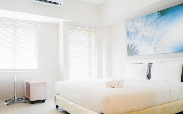 Lavish Studio Apartment with Mall Access at Supermall Mansion