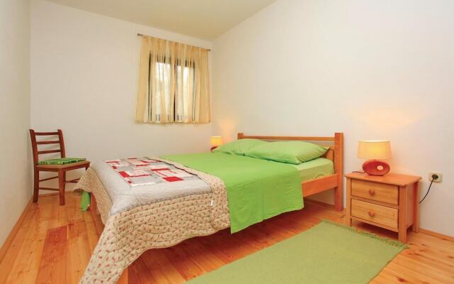 Awesome Home in Trstenik With Wifi and 4 Bedrooms