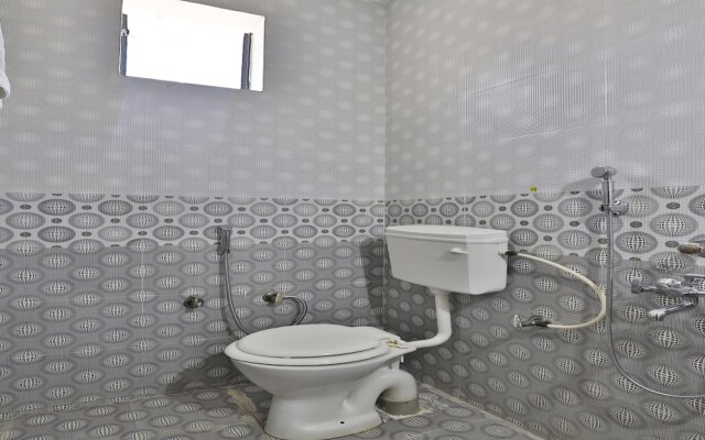 OYO 38589 Rajguru Guest House