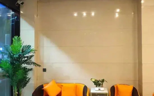 Yanshan Yisheng Premium Hotel