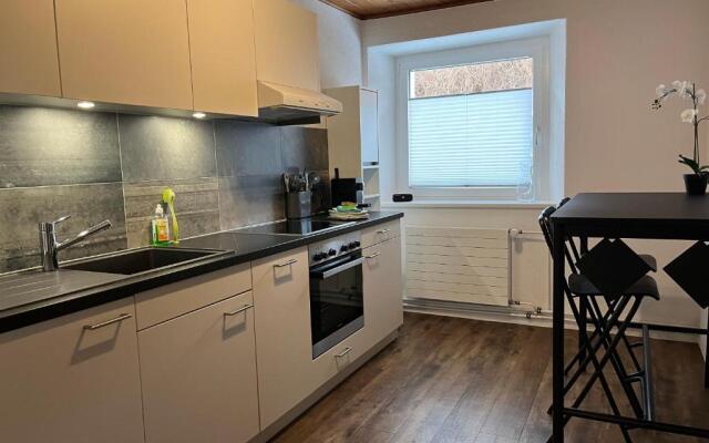 Schöne, sonnige Parterrewohung 3 Zi. mit Garten