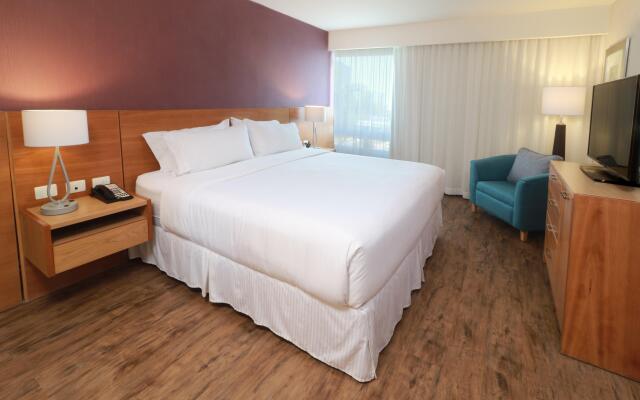 Staybridge Suites Guadalajara Expo by IHG