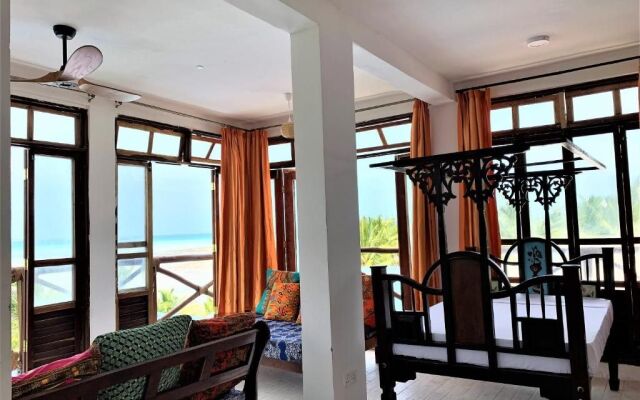 Asante Sana Beach Cottages