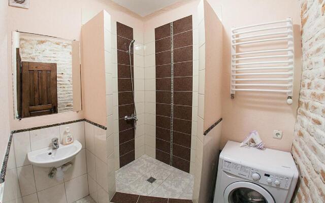 Apartamenti po vul. Vіrmens'ka 12/5