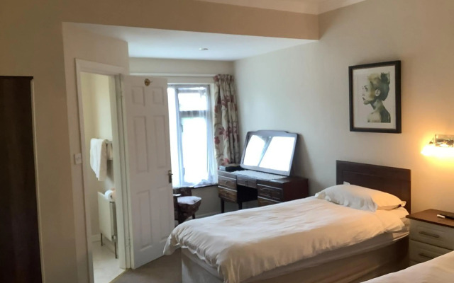 Palmgrove Bed & Breakfast