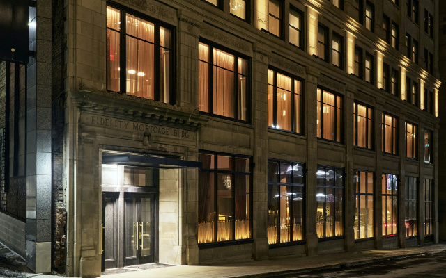 Fidelity Hotel