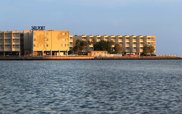 Sailport Waterfront Suites