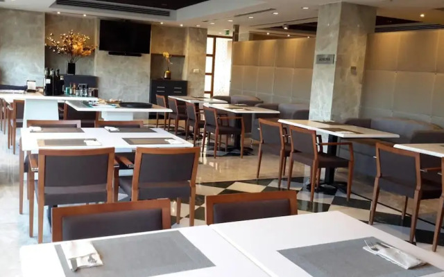 Avent Verahotel