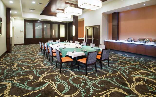 Embassy Suites by Hilton Fayetteville Fort Bragg