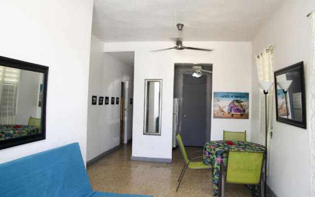 Vieques Hostel Good Vibe House