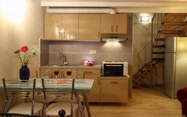 Ionia rooms