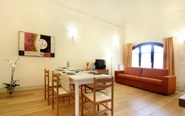 San Lorenzo Apartments